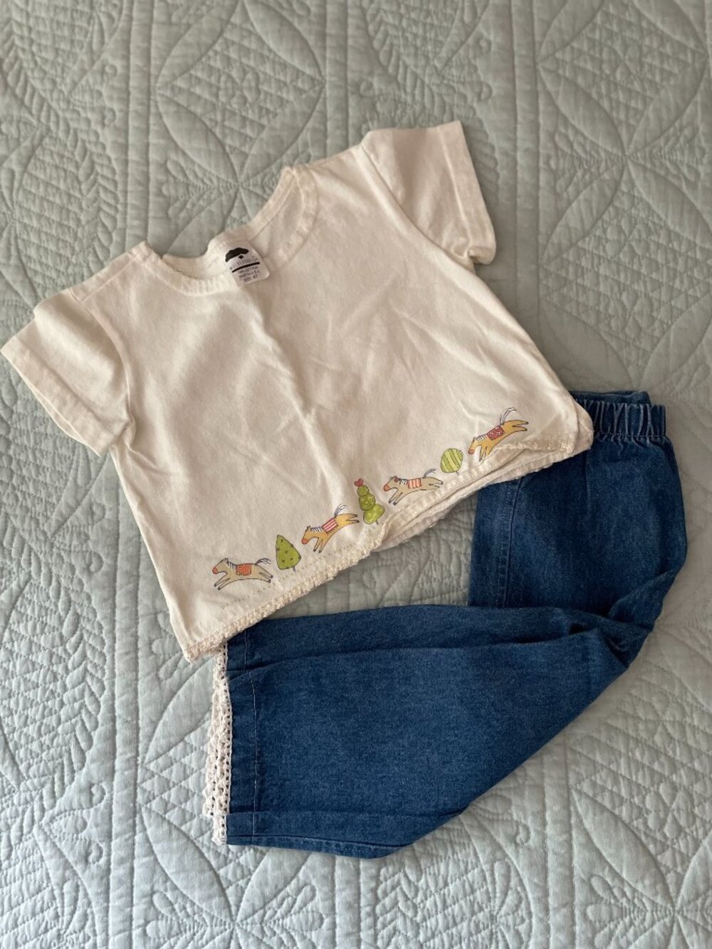 Vintage Mulberribush 2-Piece Crop Tee Horse Motif & Denim Lace-Hem Pants Sz 4